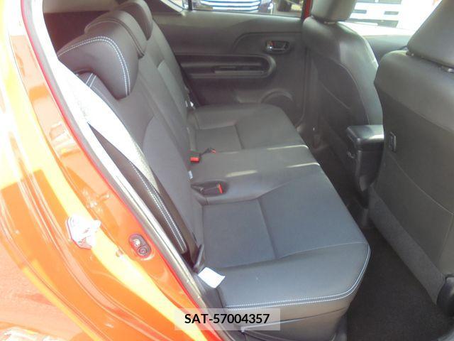 Toyota AQUA 2016-05 356289-6