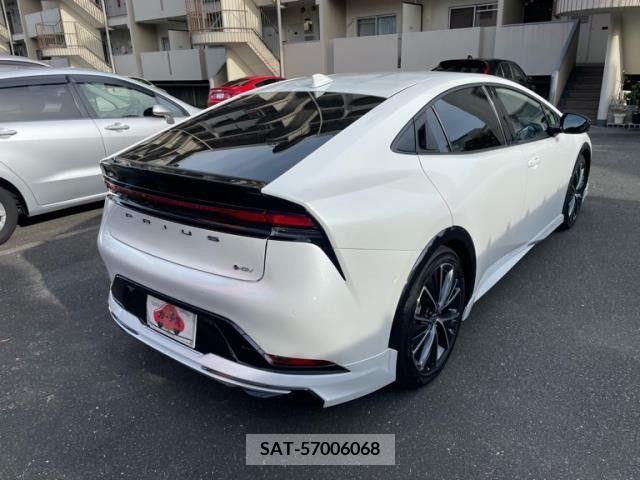 Toyota PRIUS 2023-07 313506-2