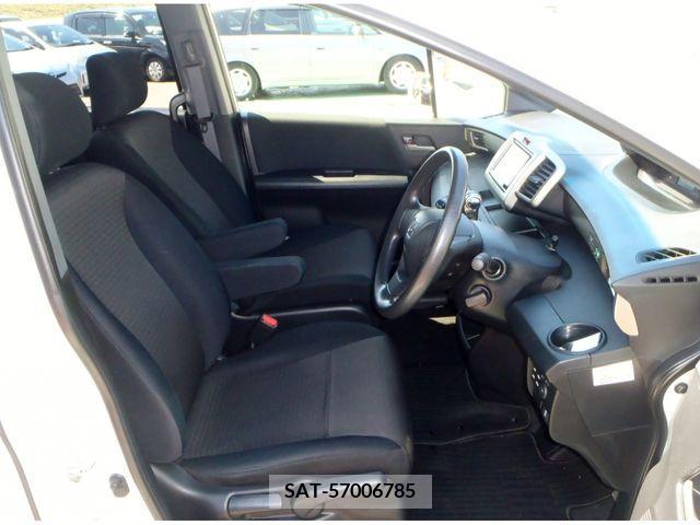 Honda FREED SPIKE 2012-10 377755-6