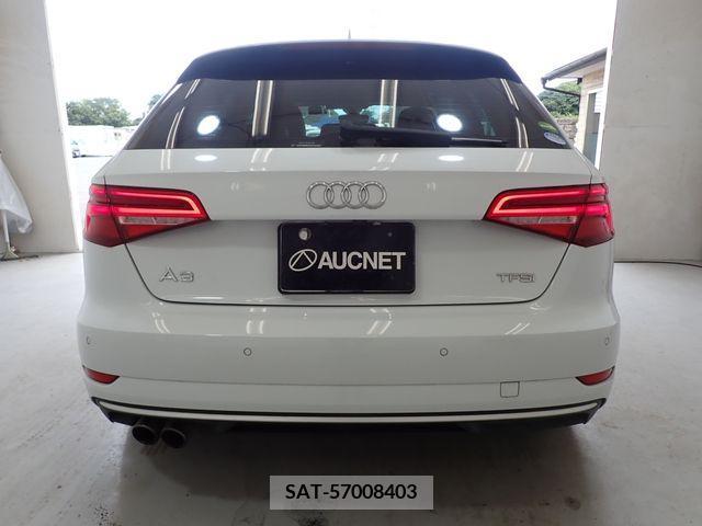 Audi A3 2018-02 389411-3