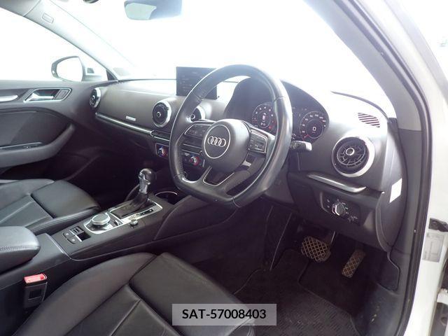 Audi A3 2018-02 389411-1