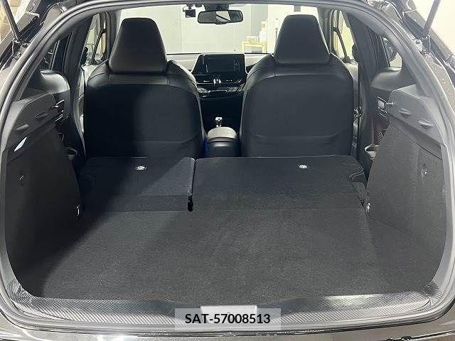 Toyota C-HR 2017-03 264145-12