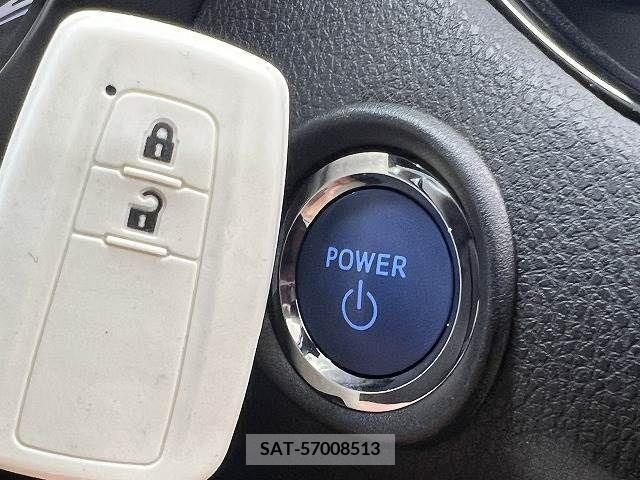 Toyota C-HR 2017-03 264145-10