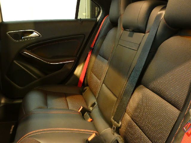 Amg A-Class 2015-11 21633-3