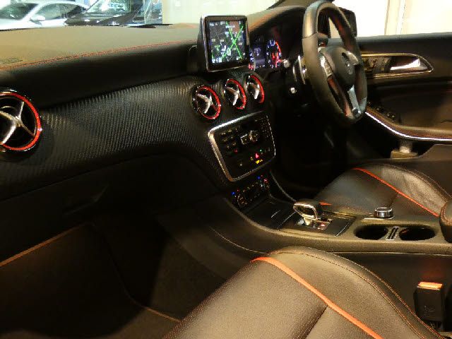 Amg A-Class 2015-11 21633-1