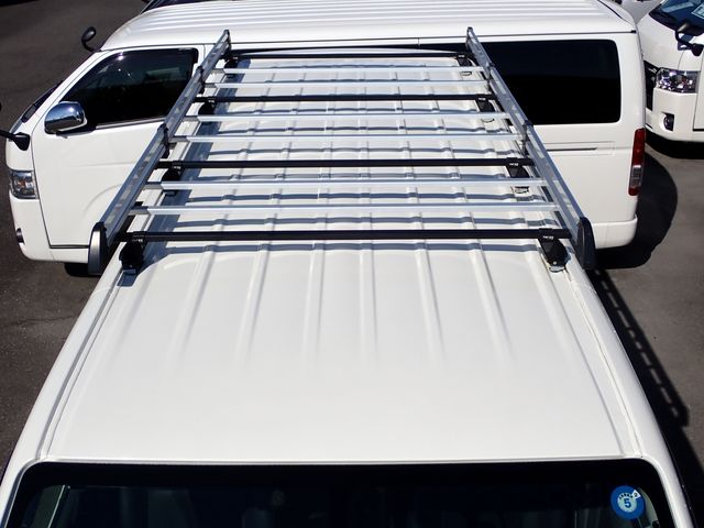 Nissan NV350 Caravan 2017-08 19312-7