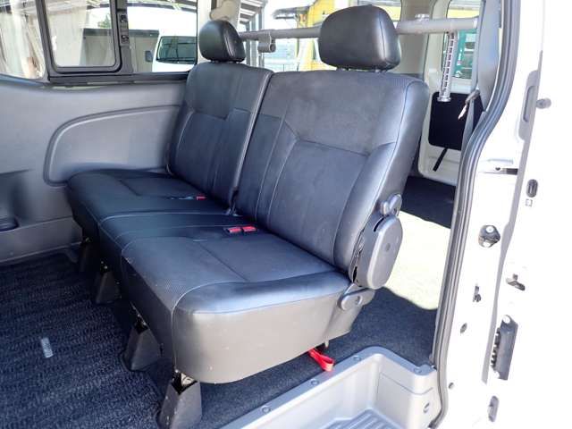 Nissan NV350 Caravan 2017-08 19312-24