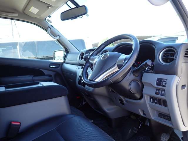 Nissan NV350 Caravan 2017-08 19312-17