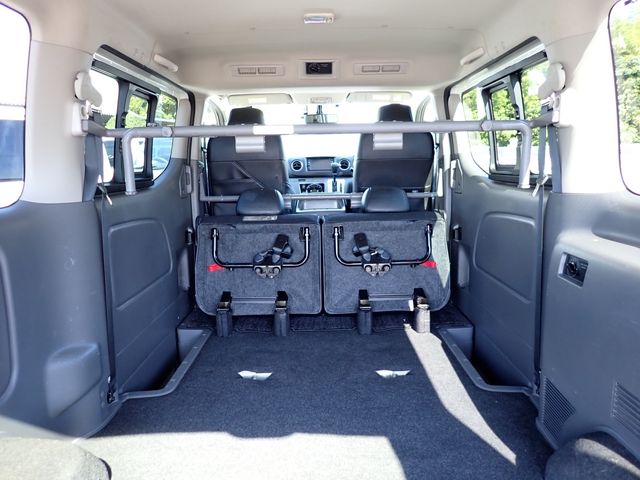 Nissan NV350 Caravan 2017-08 19312-25