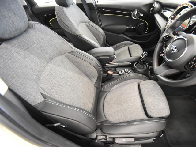 Bmw MINI 2022-12 25314-1