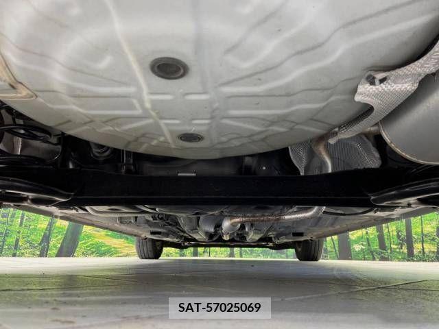 Nissan NOTE 2017-05 305382-19