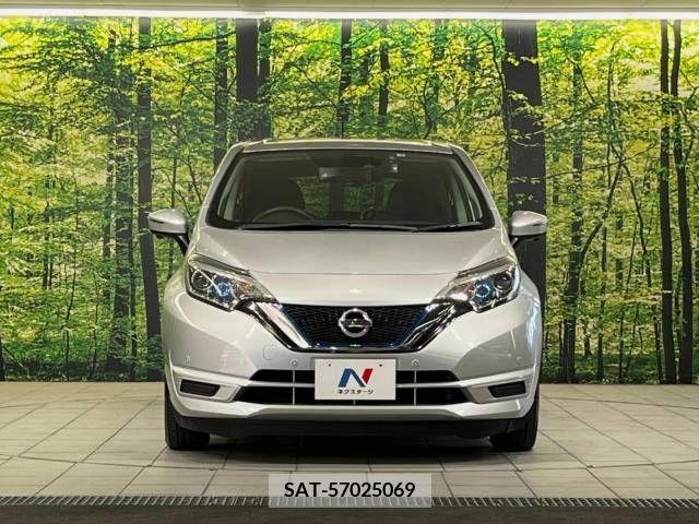 Nissan NOTE 2017-05 305382-14