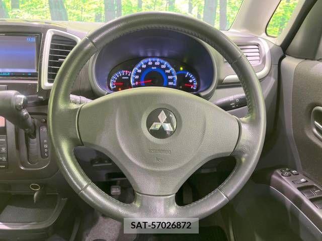 Mitsubishi DELICA D2 2013-05 311419-11