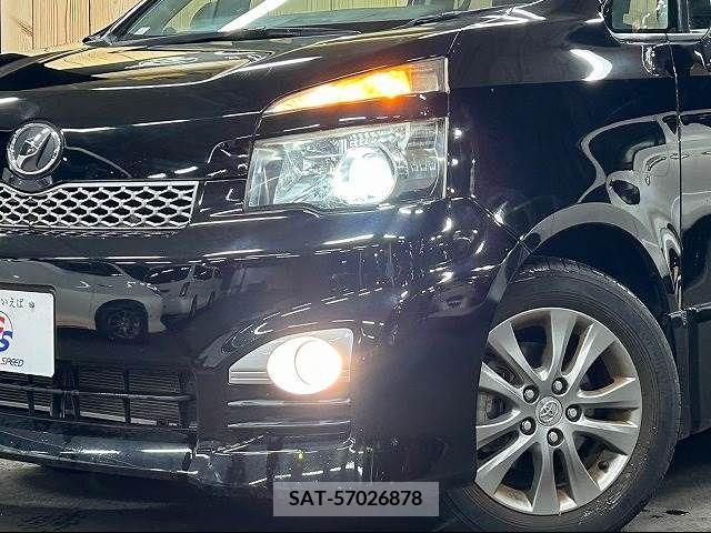 Toyota VOXY 2011-02 210364-9