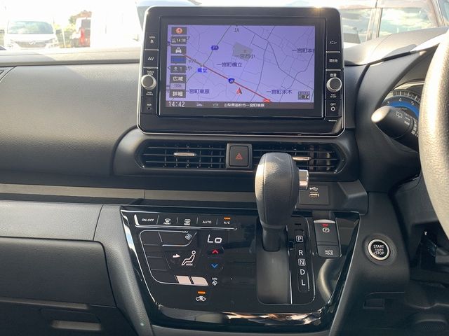 Nissan ROOX 2022-06 18282-15