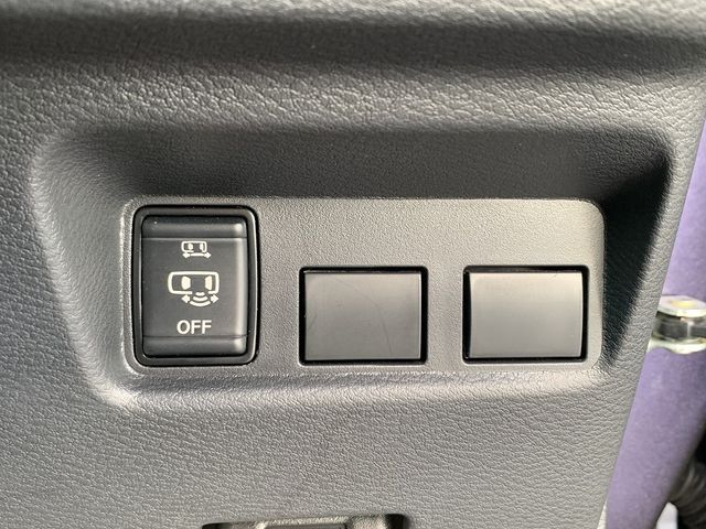 Nissan ROOX 2022-06 18282-21