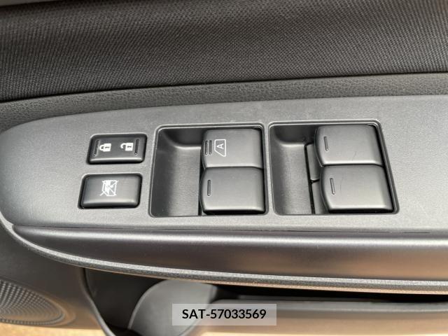 Nissan NOTE 2019-05 328854-18