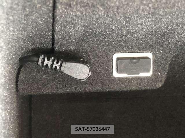 Volvo C70 2010-10 370189-20