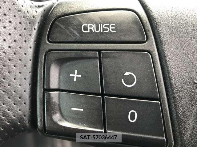 Volvo C70 2010-10 370189-15