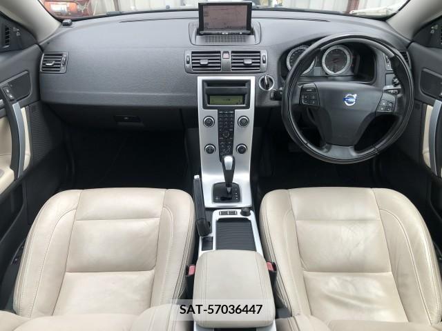 Volvo C70 2010-10 370189-1