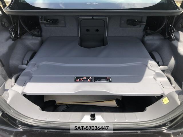 Volvo C70 2010-10 370189-28