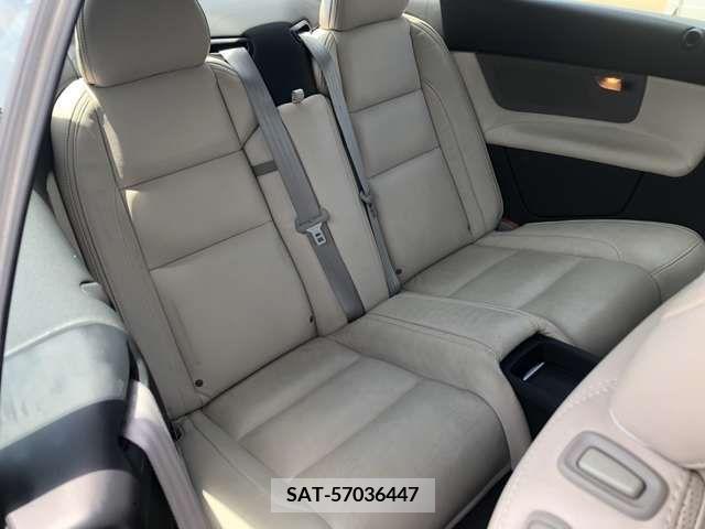 Volvo C70 2010-10 370189-25