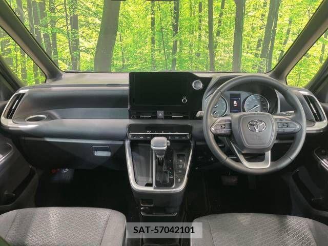 Toyota VOXY 2022-12 313568-1