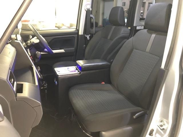 Toyota ROOMY 2022-03 19922-6
