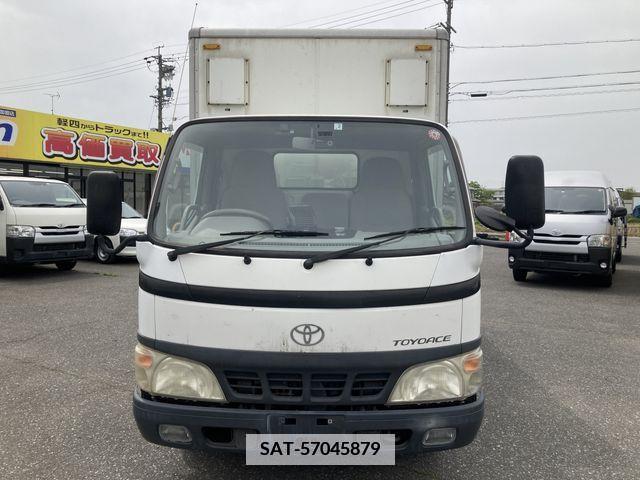 Toyota TOYOACE 2006-02 375606-20