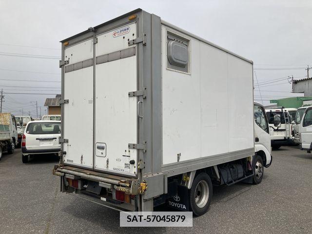 Toyota TOYOACE 2006-02 375606-5