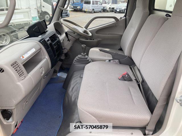 Toyota TOYOACE 2006-02 375606-8