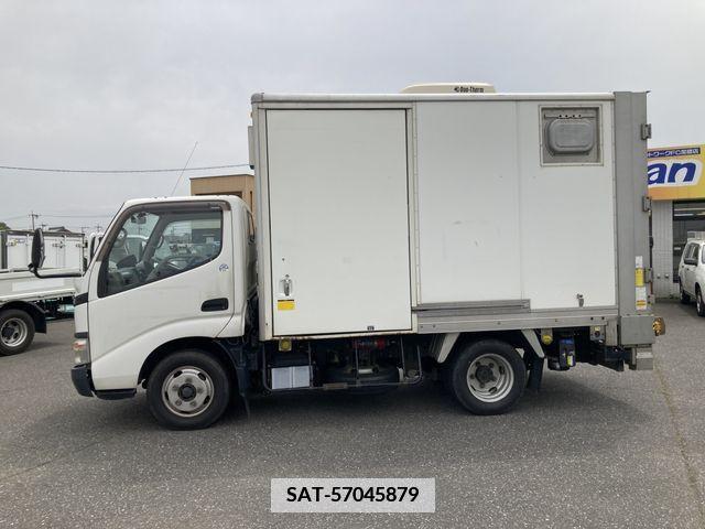 Toyota TOYOACE 2006-02 375606-2