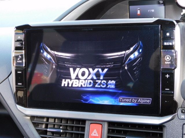 Toyota VOXY HYBRID 2020-12 194504-11