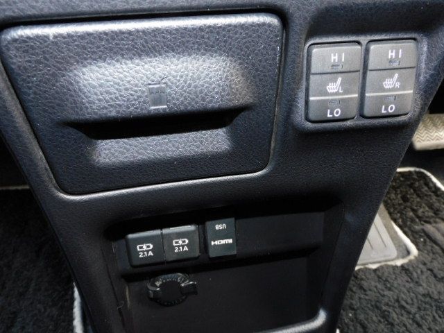 Toyota VOXY HYBRID 2020-12 194504-13