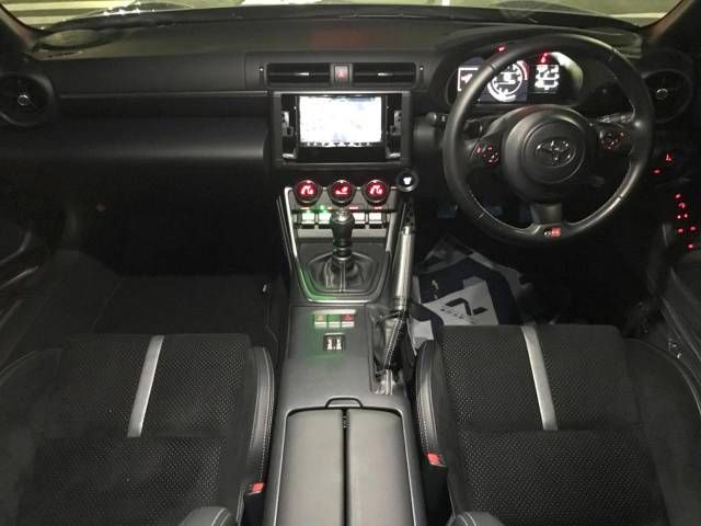 Toyota 86 2021-12 21004-1