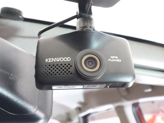 Nissan SERENA 2016-09 181012-18