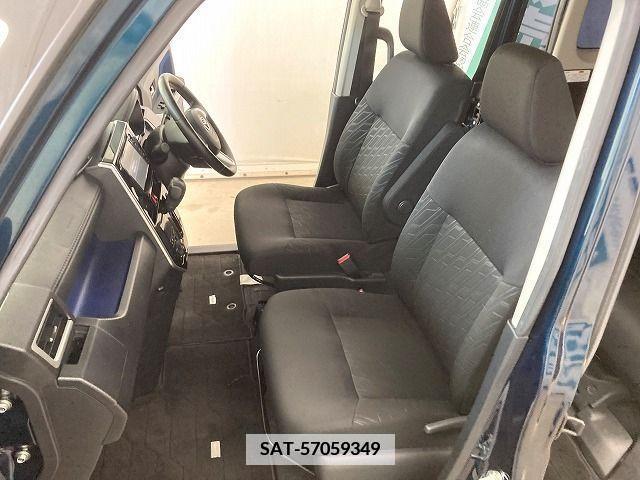 Toyota ROOMY 2017-01 367394-13