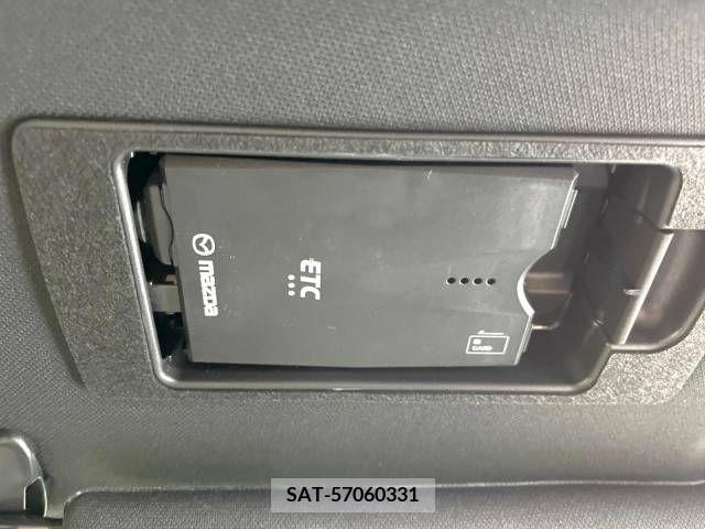 Mazda CX-8 2018-02 214085-7
