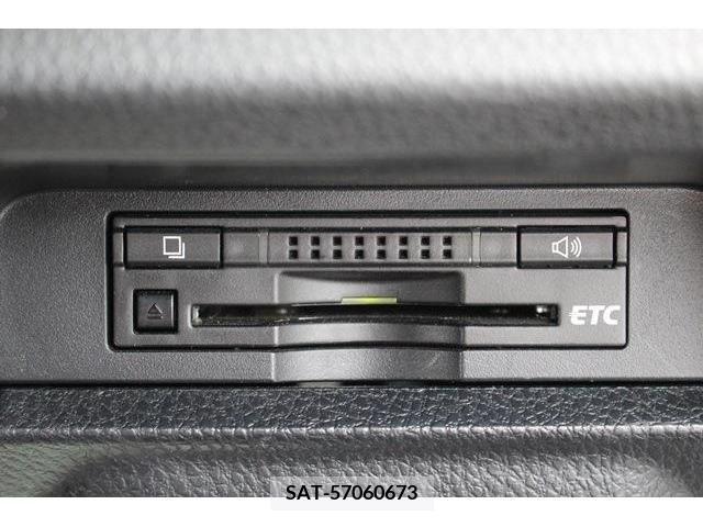 Toyota ESQUIRE 2014-12 297172-3
