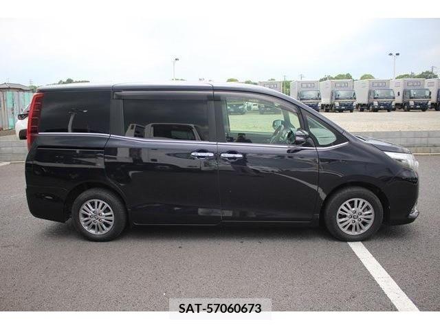 Toyota ESQUIRE 2014-12 297172-7
