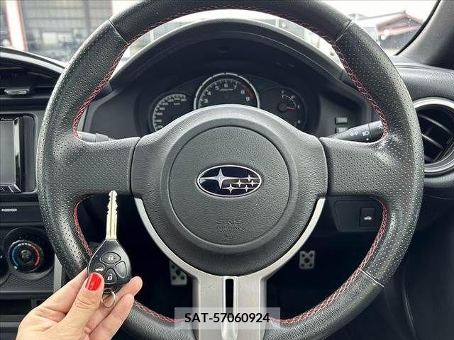 Subaru BRZ 2012-06 320843-4