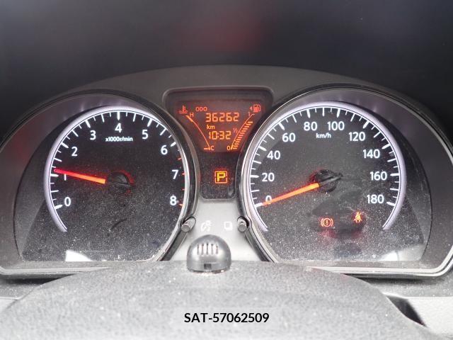 Nissan NOTE 2019-02 325474-5