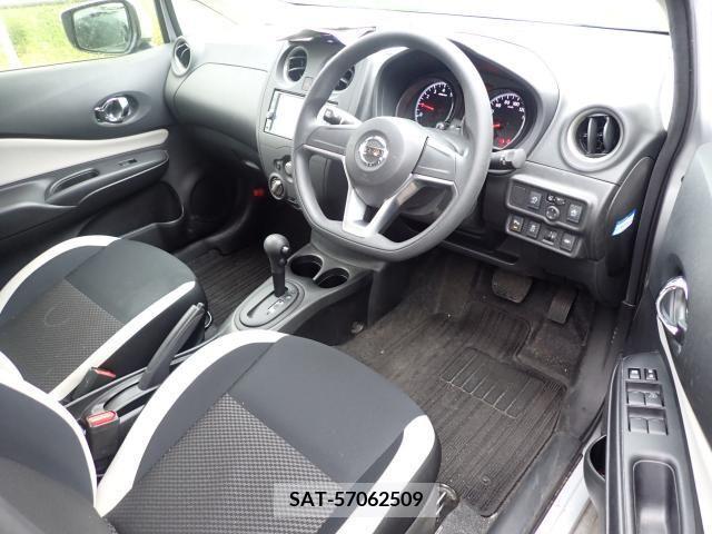 Nissan NOTE 2019-02 325474-1