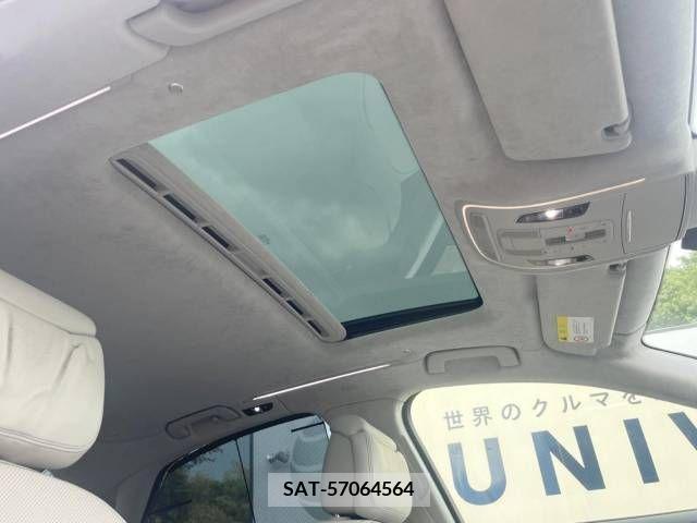 Audi S8 2013-05 293113-3