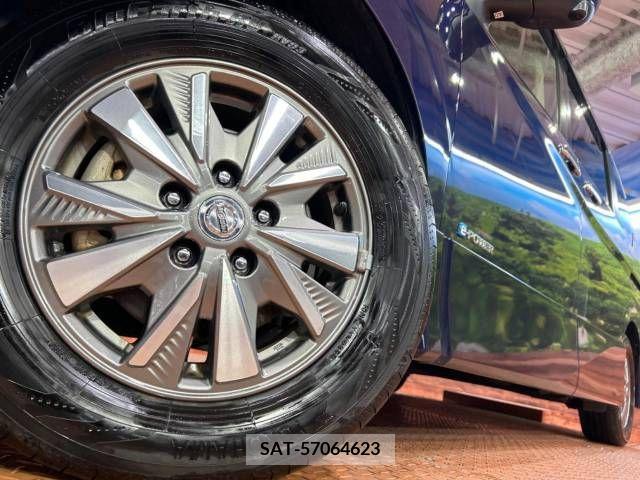 Nissan SERENA 2019-07 349674-14