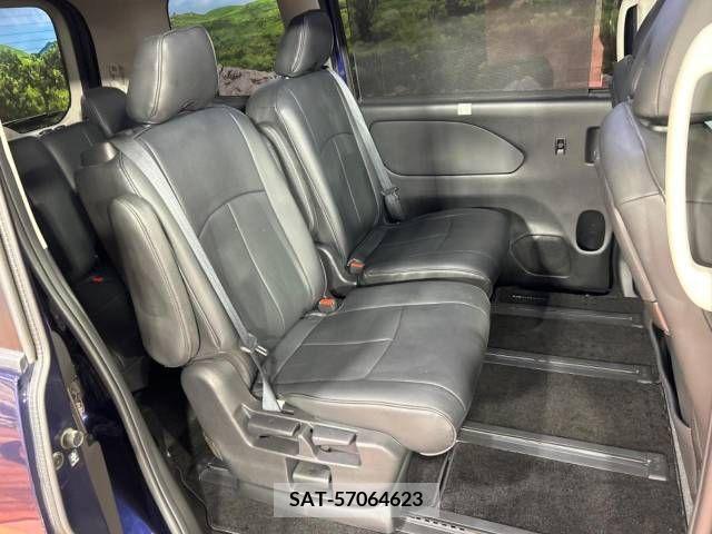 Nissan SERENA 2019-07 349674-9