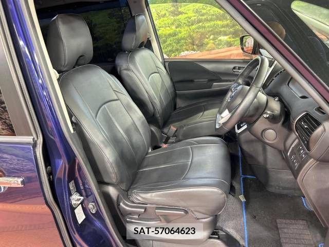 Nissan SERENA 2019-07 349674-8