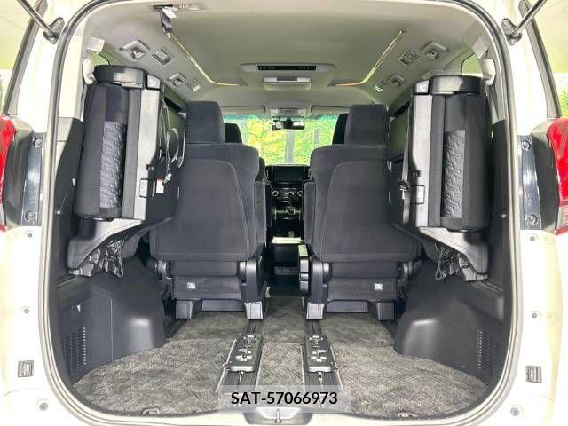 Toyota ALPHARD 2015-11 211936-10
