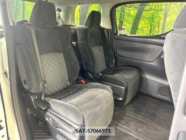 Toyota ALPHARD 2015-11 211936-9