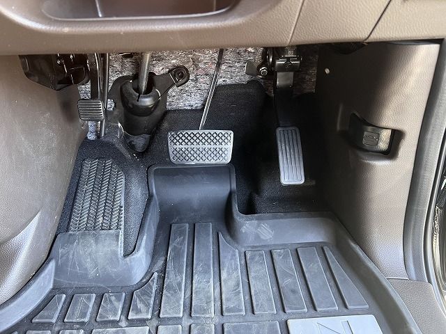 Honda N BOX 2021-11 181091-14